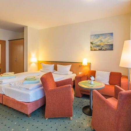 Am Weststrand Aparthotel Kuehlungsborn Ngoại thất bức ảnh