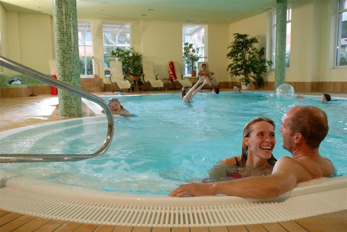 Am Weststrand Aparthotel Kuehlungsborn Ngoại thất bức ảnh