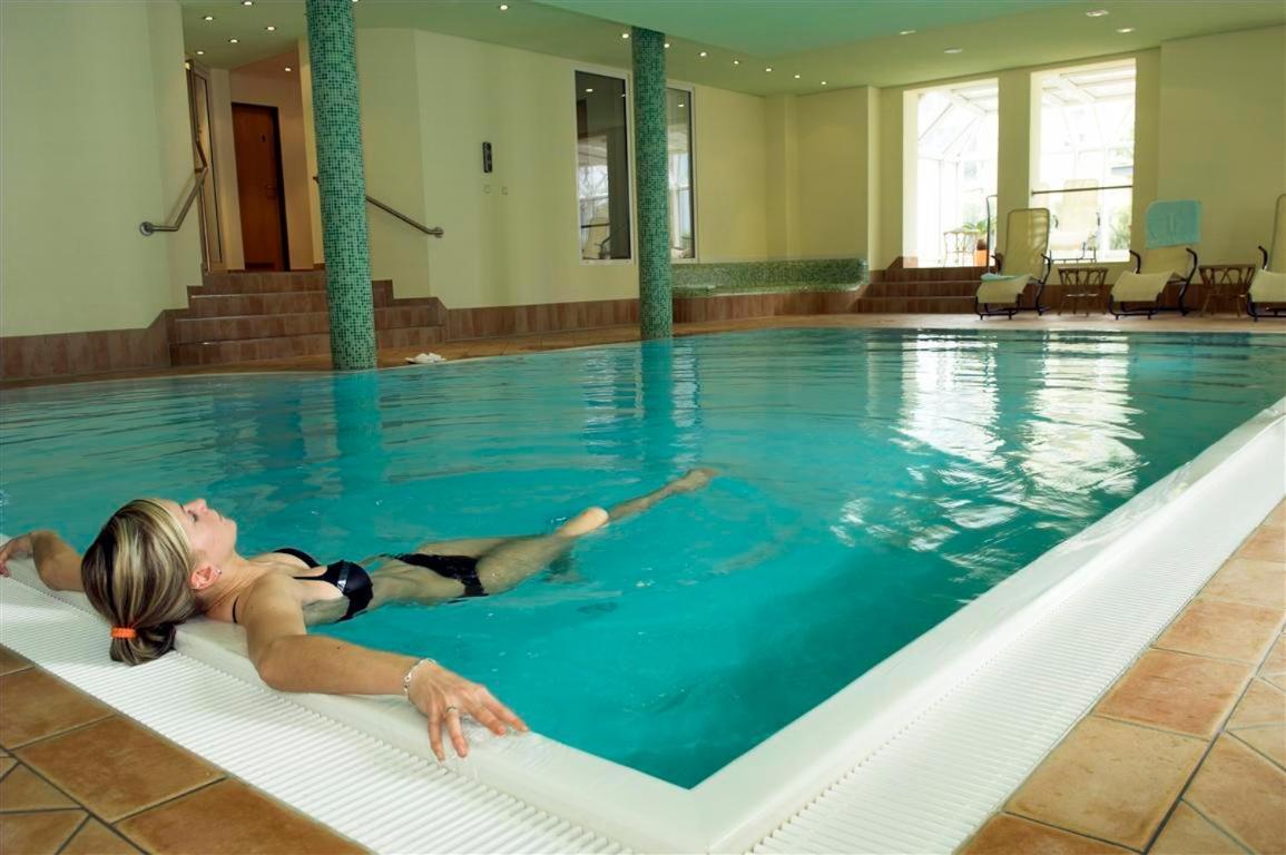 Am Weststrand Aparthotel Kuehlungsborn Ngoại thất bức ảnh