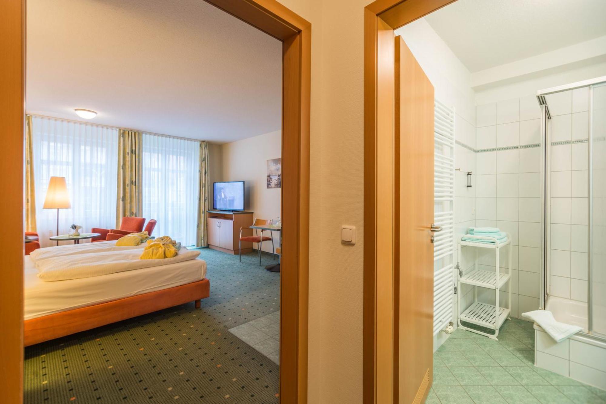 Am Weststrand Aparthotel Kuehlungsborn Ngoại thất bức ảnh