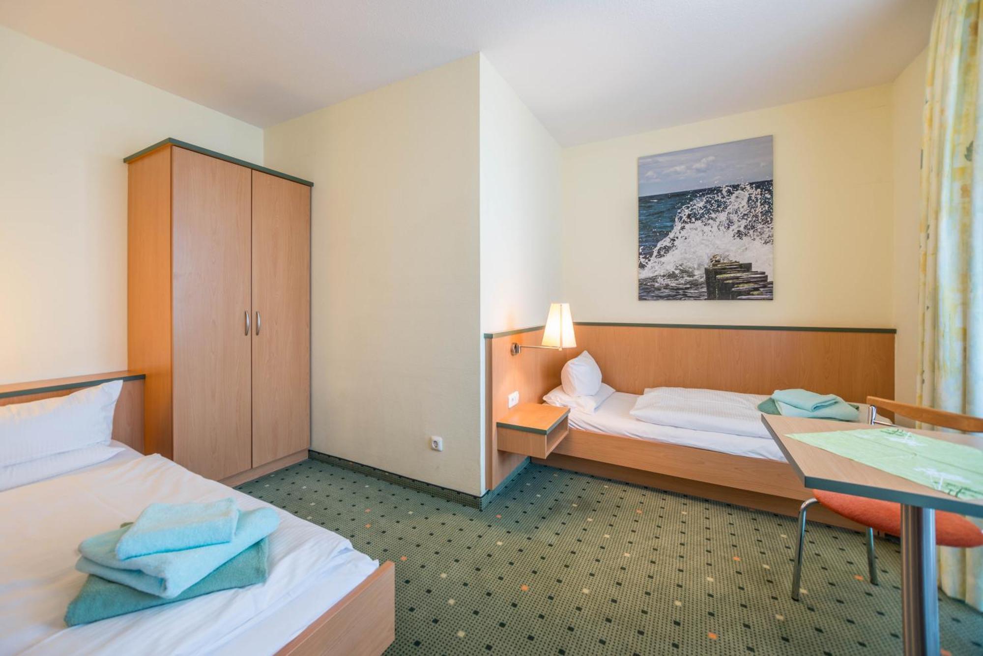 Am Weststrand Aparthotel Kuehlungsborn Ngoại thất bức ảnh