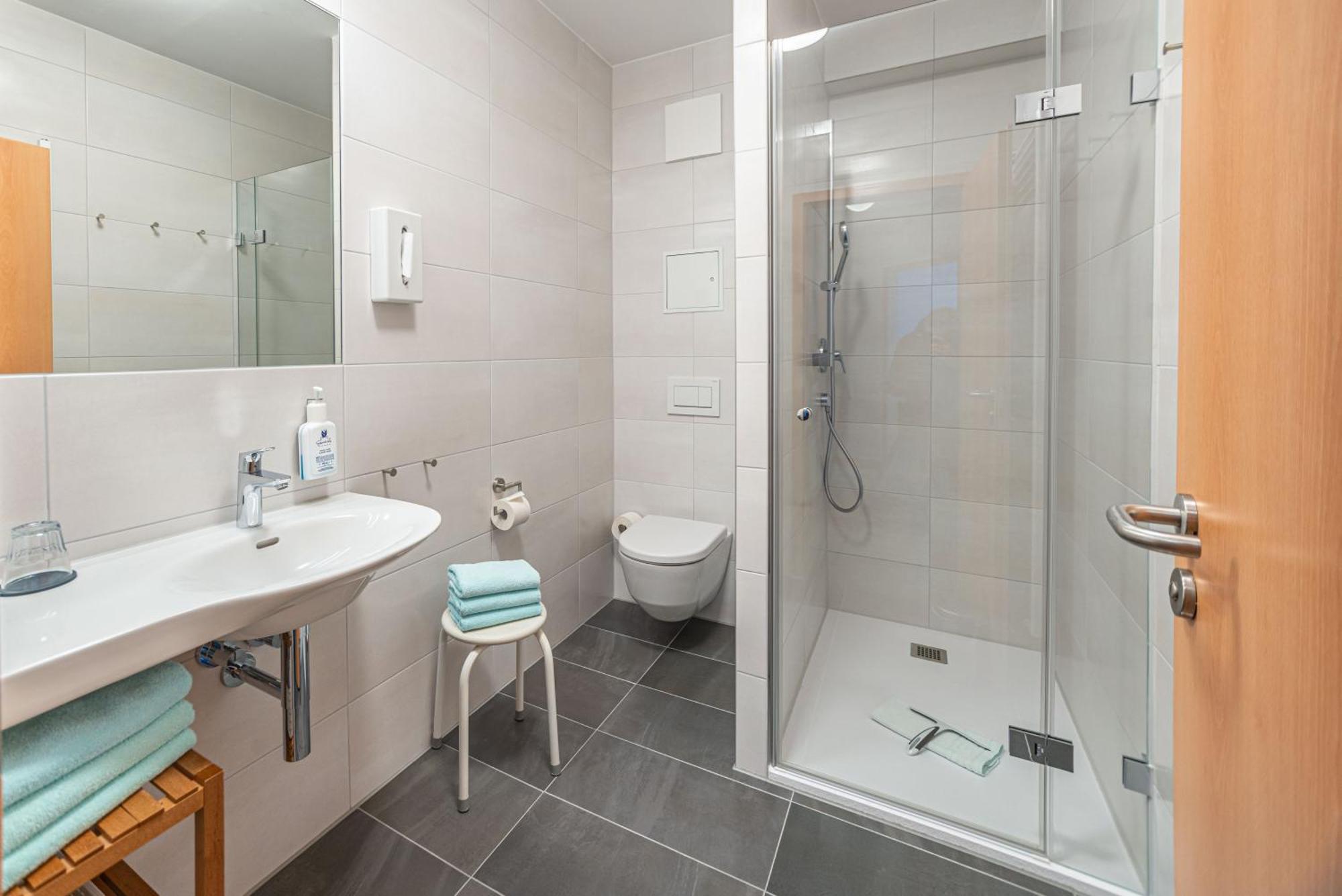 Am Weststrand Aparthotel Kuehlungsborn Ngoại thất bức ảnh