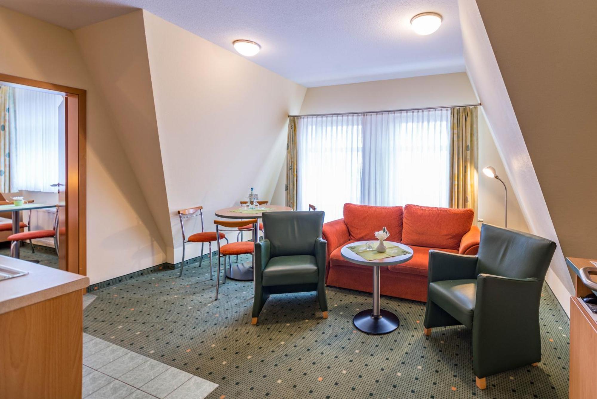 Am Weststrand Aparthotel Kuehlungsborn Ngoại thất bức ảnh
