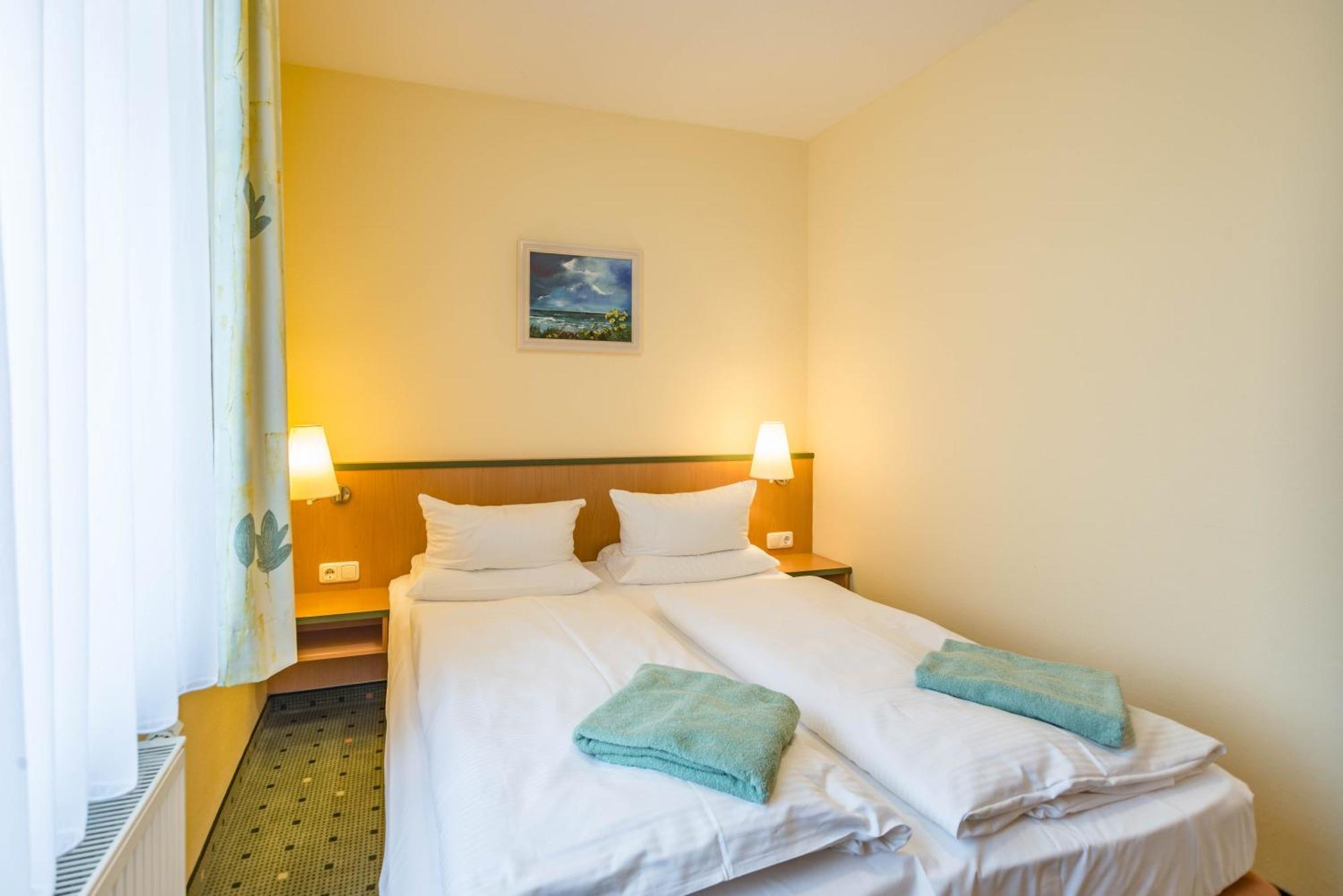 Am Weststrand Aparthotel Kuehlungsborn Ngoại thất bức ảnh