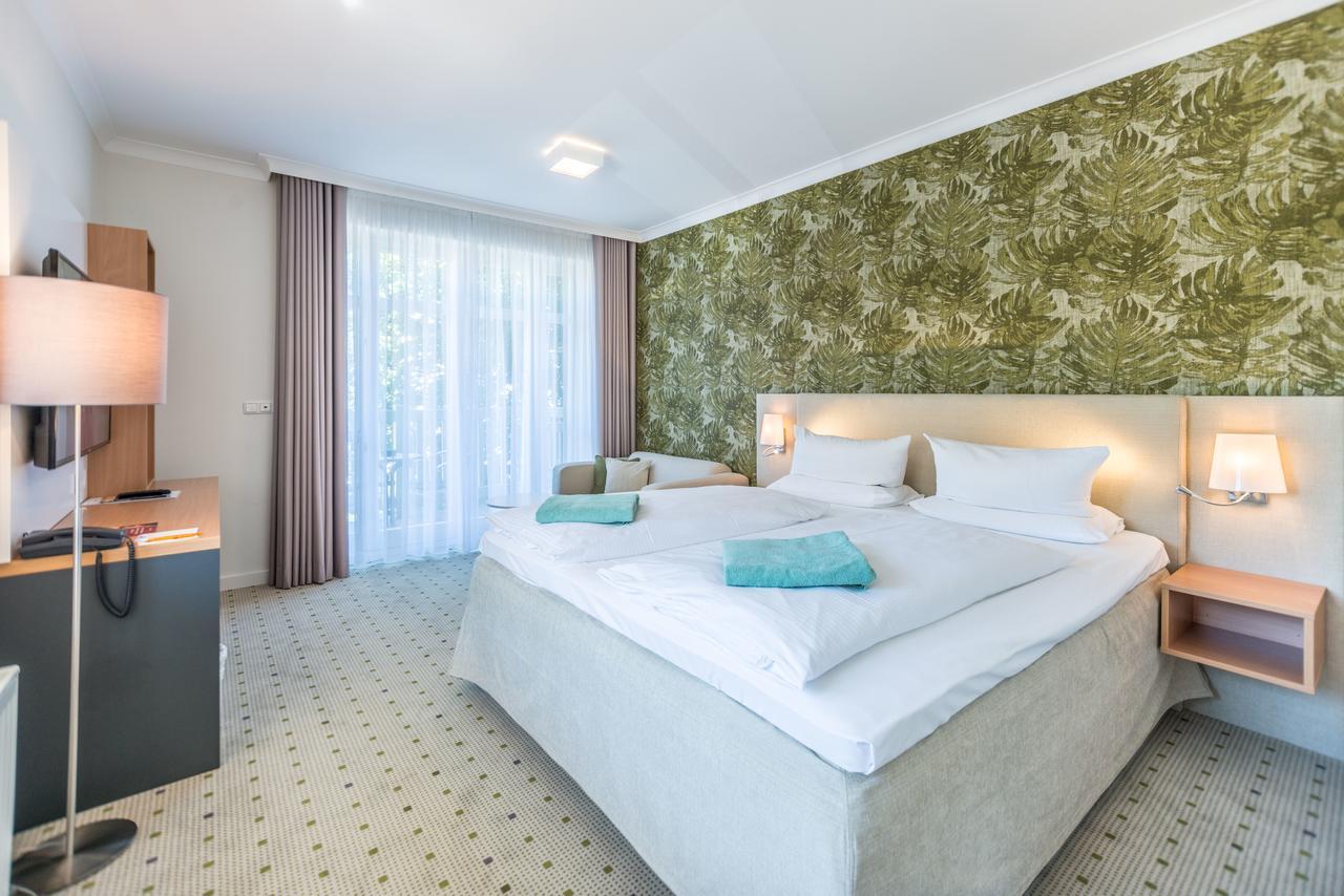 Am Weststrand Aparthotel Kuehlungsborn Ngoại thất bức ảnh
