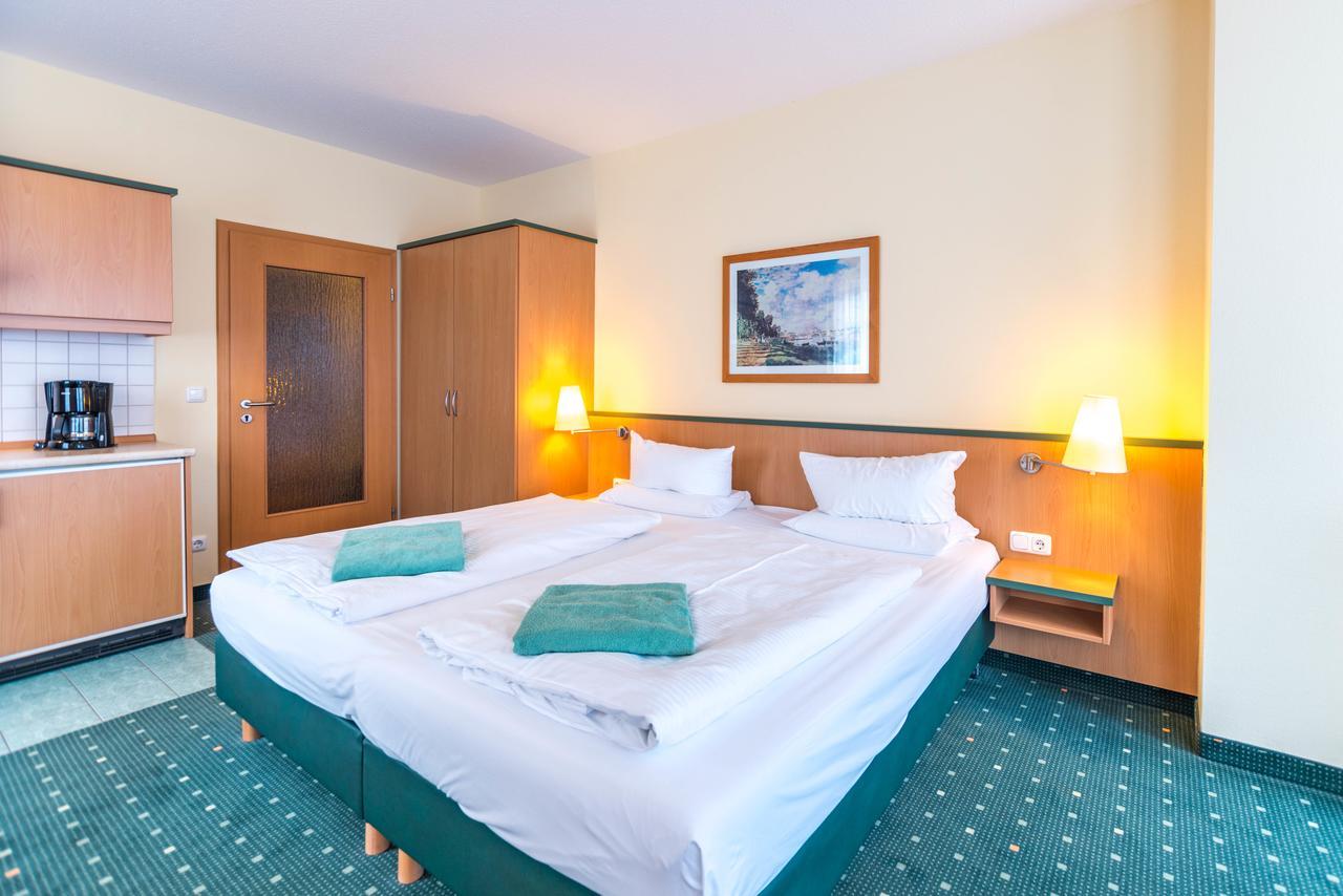 Am Weststrand Aparthotel Kuehlungsborn Ngoại thất bức ảnh