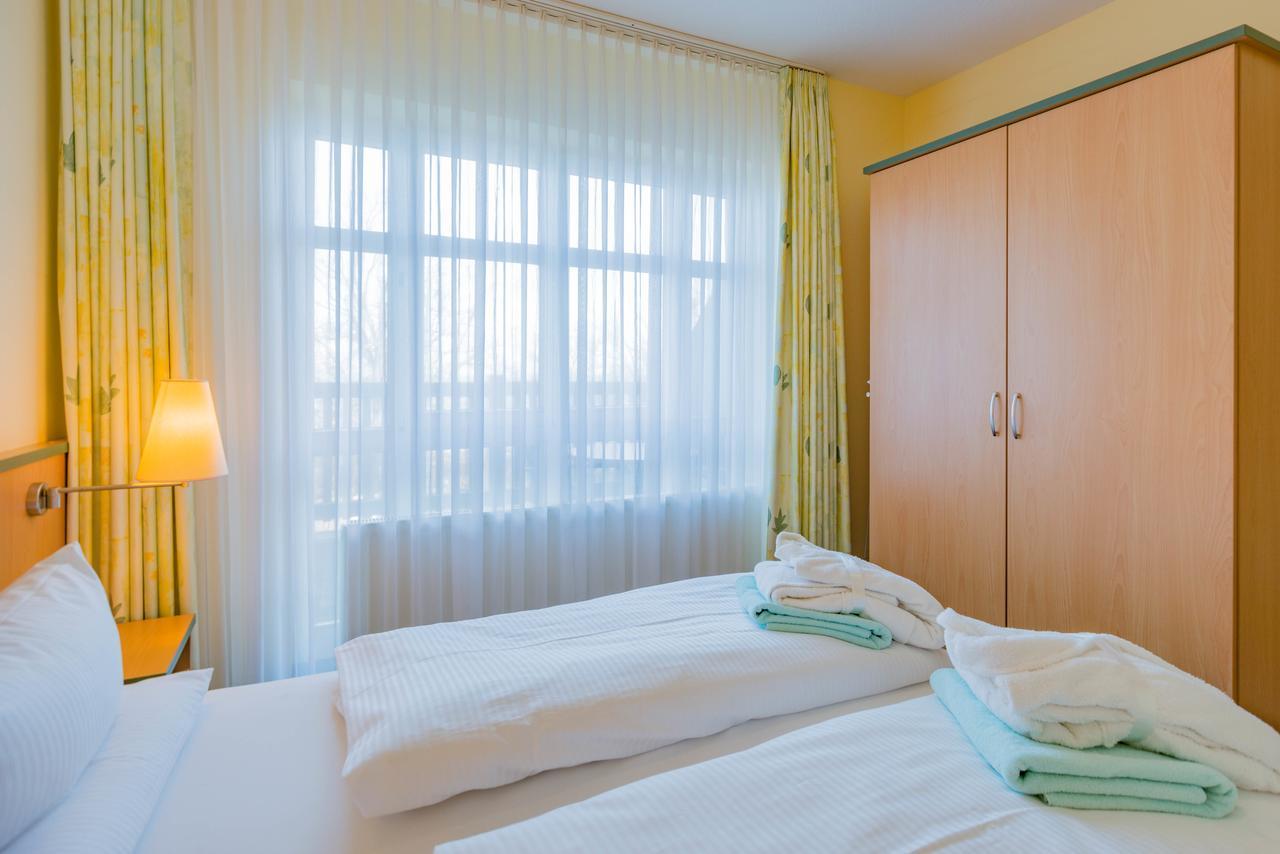 Am Weststrand Aparthotel Kuehlungsborn Ngoại thất bức ảnh