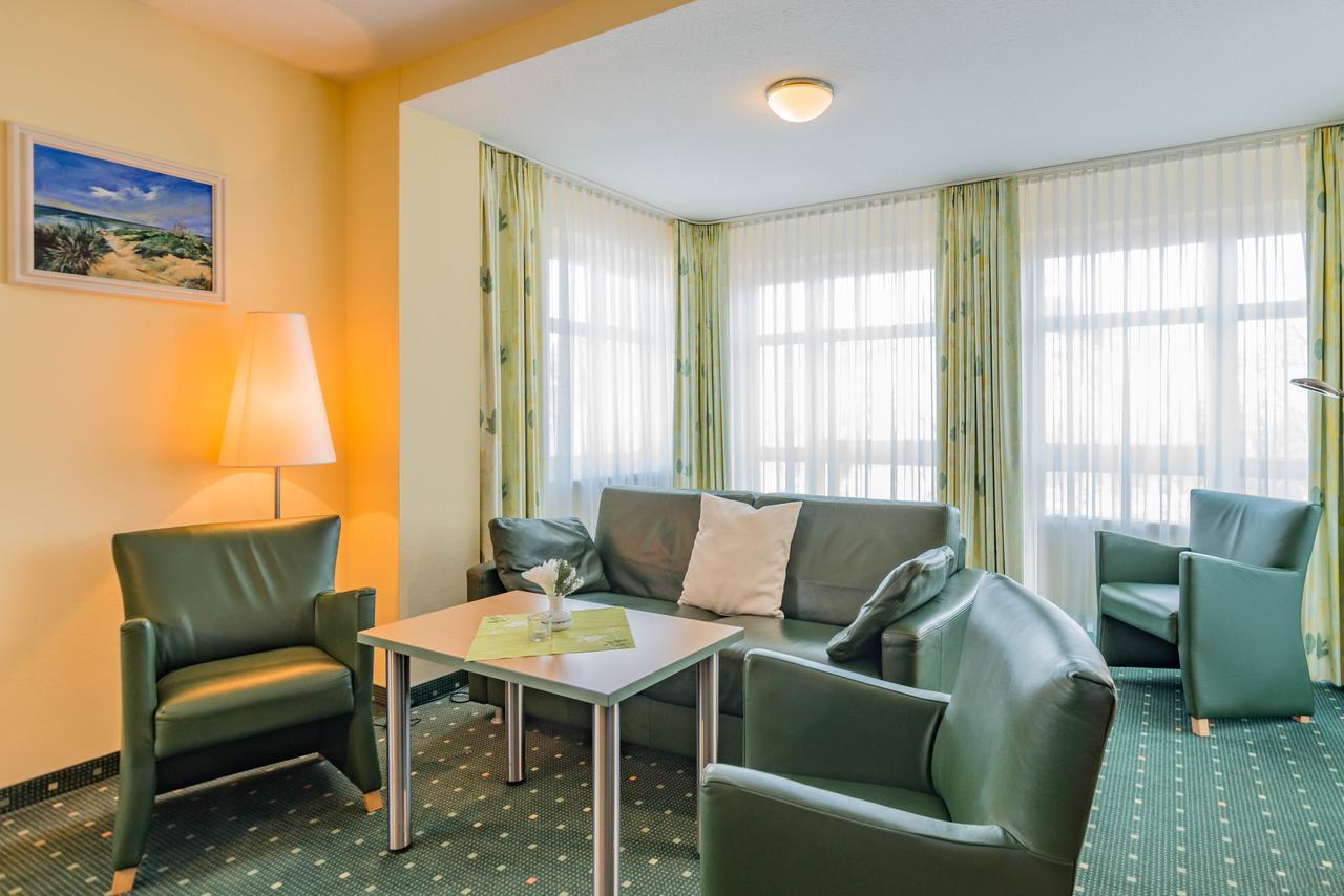 Am Weststrand Aparthotel Kuehlungsborn Ngoại thất bức ảnh