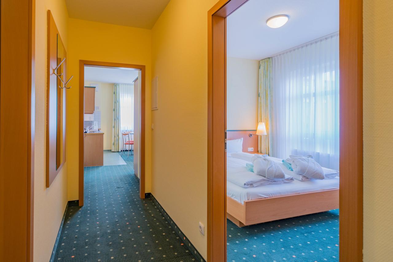 Am Weststrand Aparthotel Kuehlungsborn Ngoại thất bức ảnh