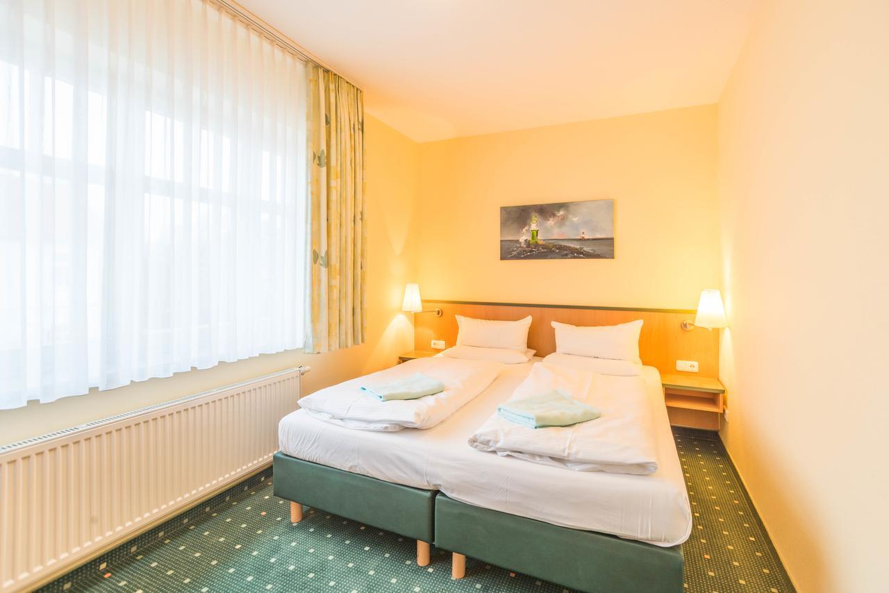 Am Weststrand Aparthotel Kuehlungsborn Ngoại thất bức ảnh
